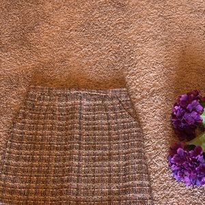 CUTE tweed mini skirt